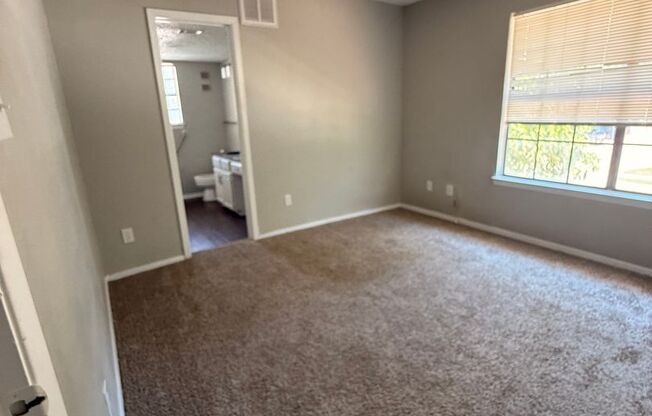 2 beds, 1.5 baths, 1,140 sqft, $1,339, Unit 12B