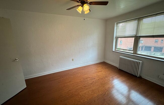 2 beds, 1 bath, $1,765, Unit 205D