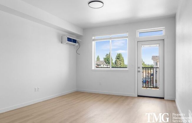 1 bed, 1 bath, 746 sqft, $1,625, Unit C63