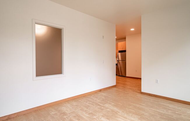 1 bed, 1 bath, 717 sqft, $1,585, Unit A113