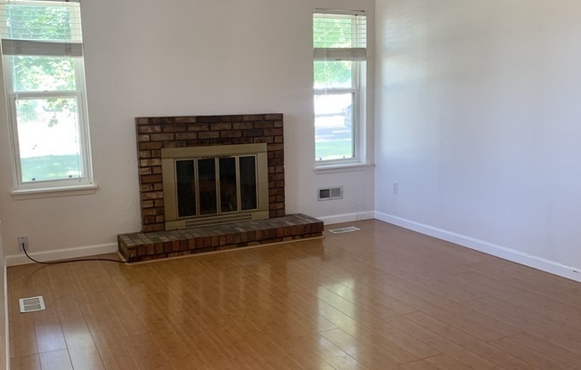 1723 E Boise Ave