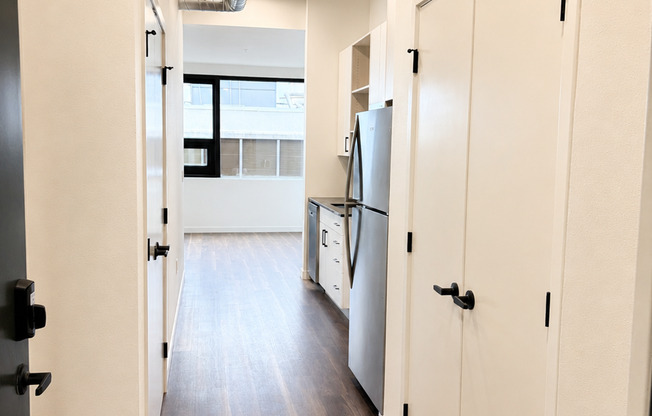 1 bed, 1 bath, 534 sqft, $2,275, Unit 215