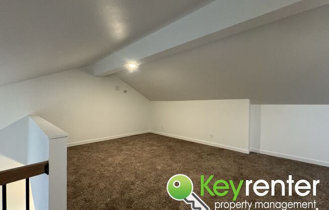 2 beds, 1.5 baths, 1,000 sqft, $2,000, Unit Unit A (Upstairs)