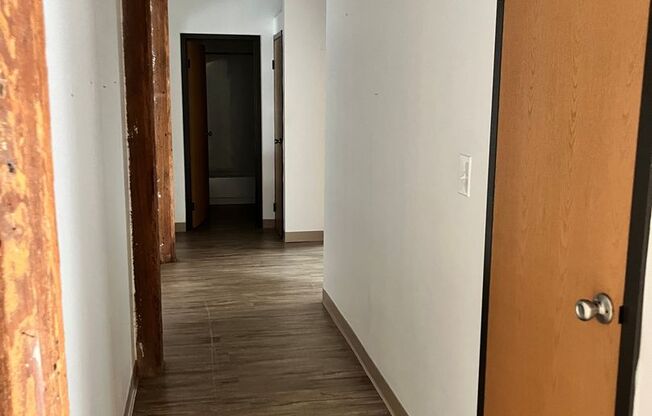 2 beds, 1 bath, 891 sqft, $2,150, Unit 45-437