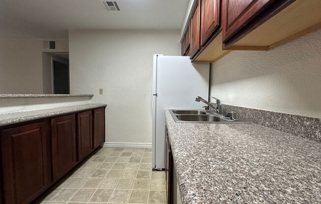 2 Bedroom, 1 Bath Condo
