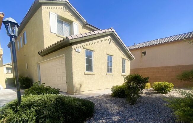 TWO STORY CUL-DE-SAC HOME AVAILABLE IN TIDES II GATED COMMUNITY! COMMUNITY HAS POOL AND EXERCISE ROOM! HOUSE HAS LAMINATED HARDWOOD, TILE AND CARPET! CONVENIENT LOCATION! CLOSE TO PUBLIC SHOPPING CENTERS & PARKS!
