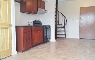 2524 Broadway 4C