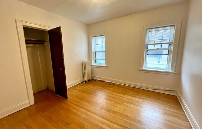 1800 E Kenmore Pl.