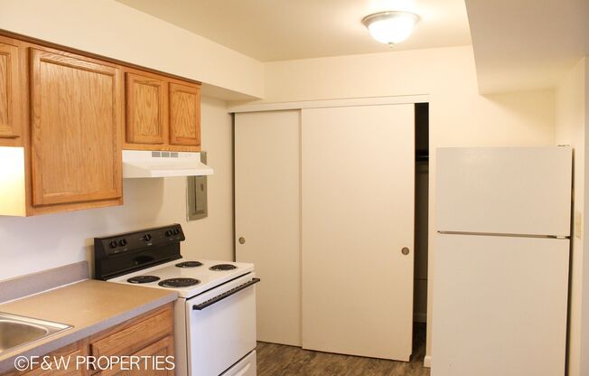 1 bed, 1 bath, 485 sqft, $825, Unit 190H