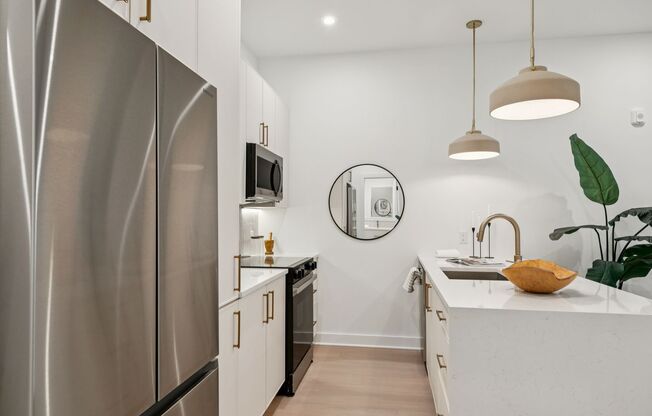 2 beds, 1 bath, 800 sqft, $1,872, Unit 315