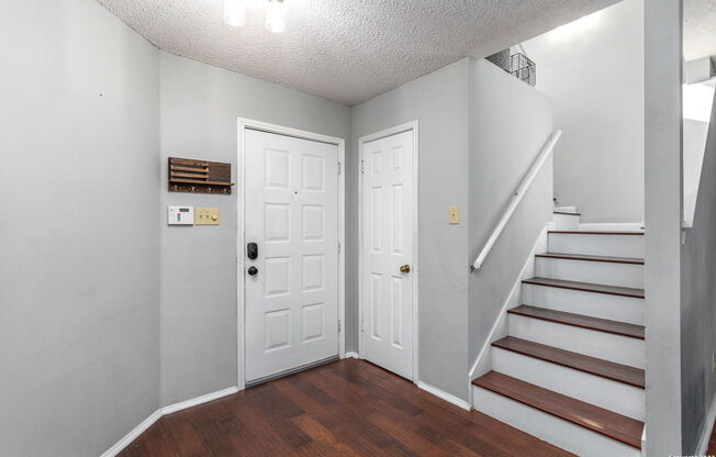 4615 CAMAS