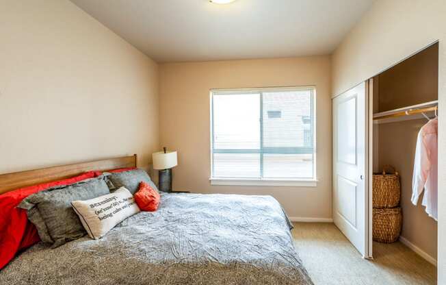 Comfortable Bedroom With Large Window at The Corydon, Washington, 98105