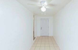 Studio, 1 bath, 270 sqft, $1,500, Unit 2472 1/2