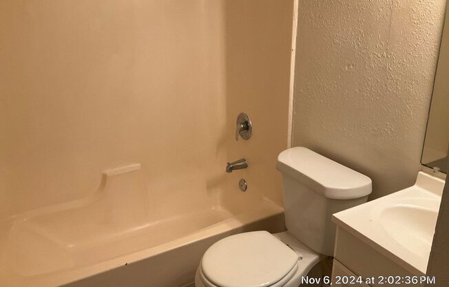 1 bed, 1 bath, 710 sqft, $950, Unit 00508