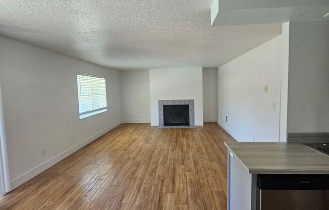 2 beds, 2 baths, 1,070 sqft, $1,725, Unit 06-202