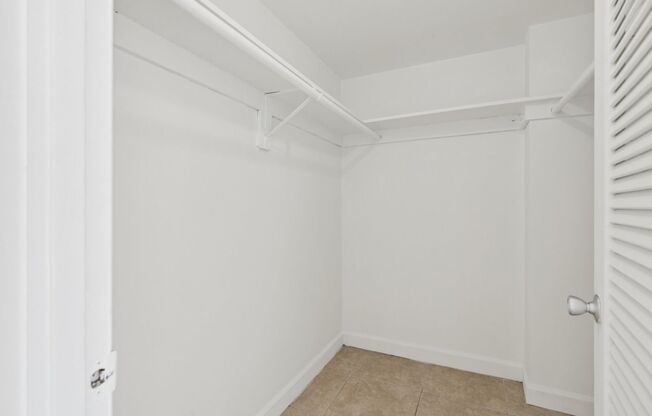 1 bed, 1.5 baths, 780 sqft, $1,850, Unit 210N