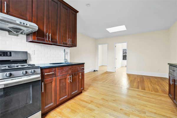 2 beds, 1 bath, 600 sqft, $2,700, Unit 2