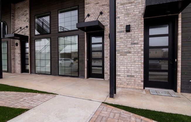 Industrial style, convenient downtown location, private individual lofts available NOW!!
