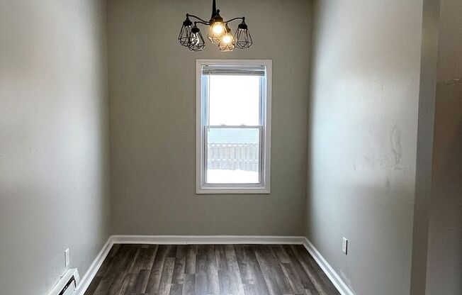 1239 W 67th Street