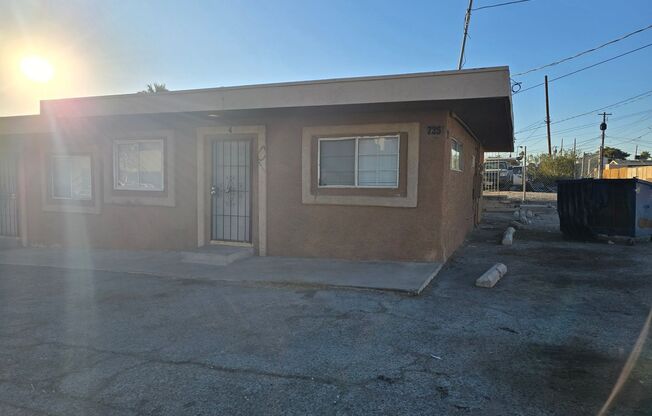 2 beds, 1 bath, 750 sqft, $1,095, Unit UNIT 4