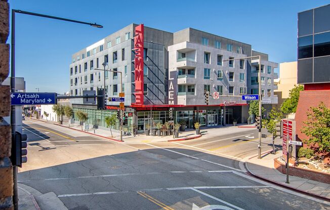 Studio, 1 bath, 223 sqft, $2,180, Unit 301