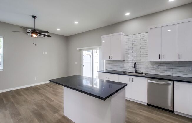 2 beds, 2 baths, 836 sqft, $2,995, Unit 4745-3