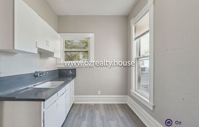 1303 WESTERN AVE