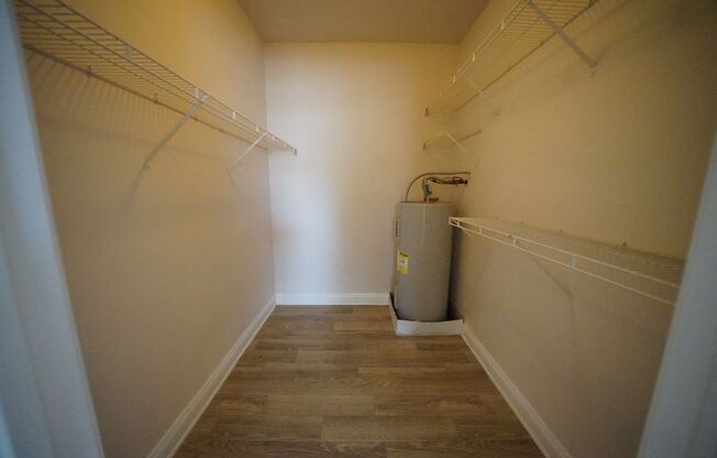 2 beds, 2 baths, $1,350, Unit Parcel #:  163-25-210-020
