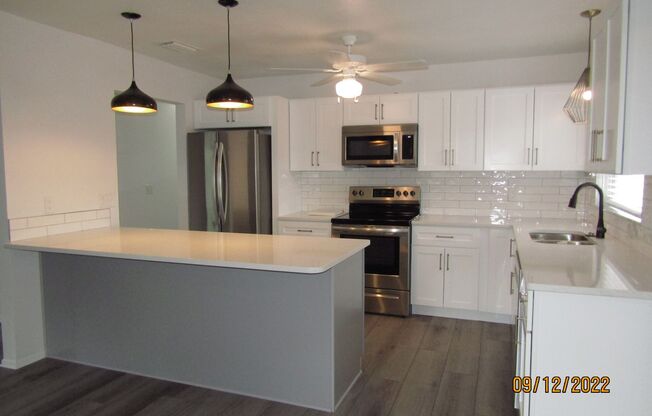3 bedroom 2 bathroom home in Seminole Heights!