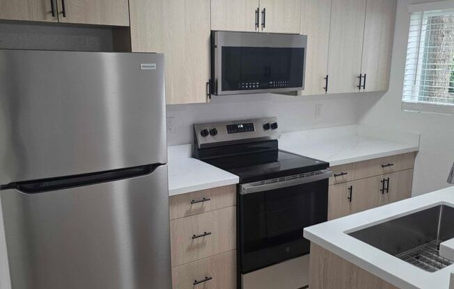 2 beds, 2 baths, 1,007 sqft, $2,150, Unit B303