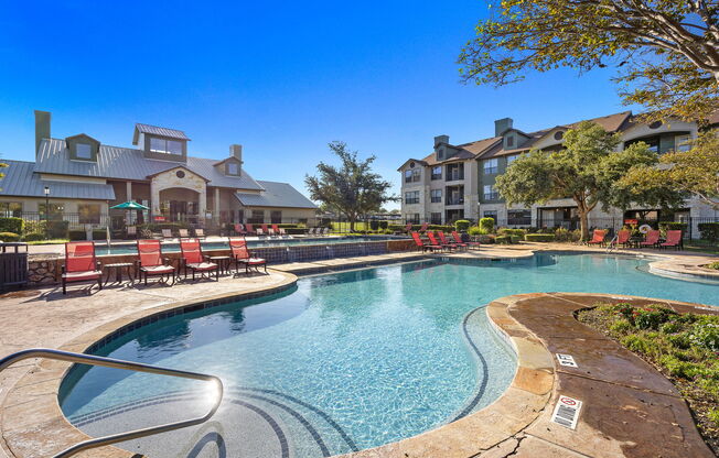 resort style swimming pool at The Fairways at Star Ranch, Hutto