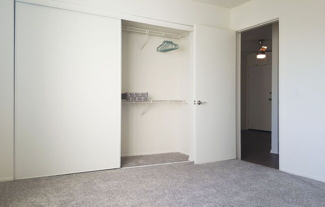 2 beds, 1.5 baths, 900 sqft, $3,115, Unit 8600-109