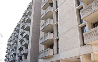 240 M Street SW #E802