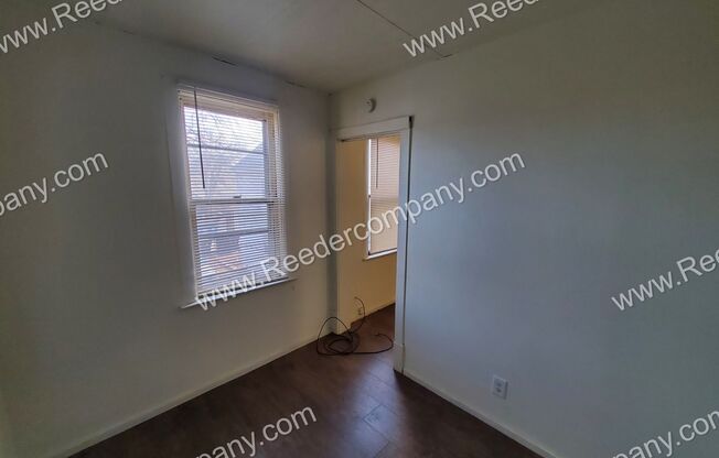 1 bed, 1 bath, 675 sqft, $725, Unit 2R