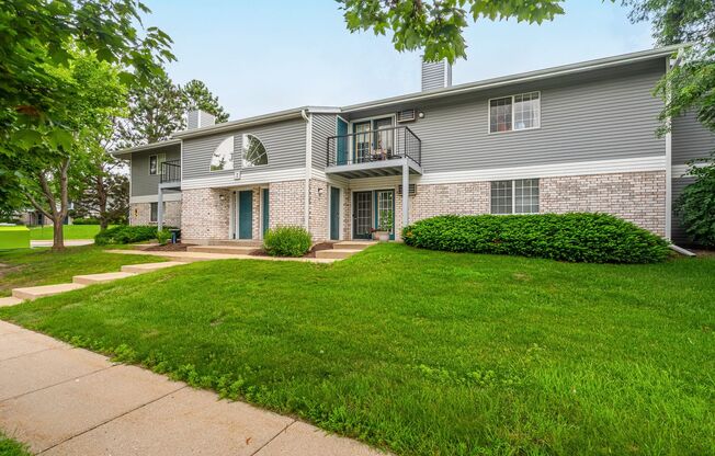 2 beds, 2 baths, 1,050 sqft, $1,349, Unit SP2C