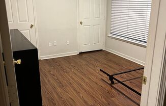 1 bed, 1 bath, $750, Unit # 511