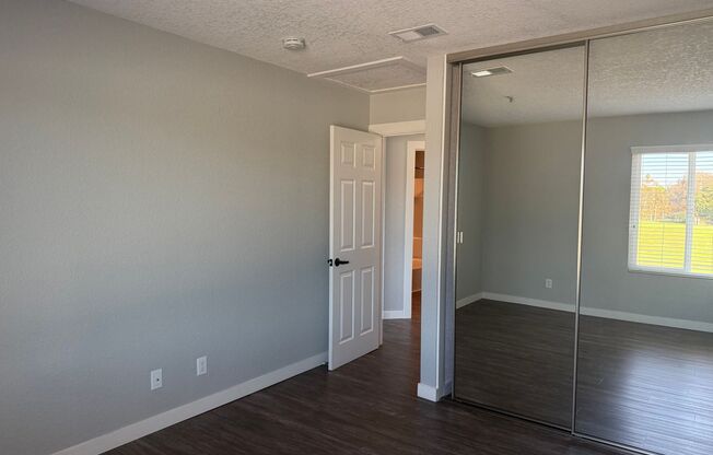 2 beds, 1 bath, 821 sqft, $2,785, Unit F037