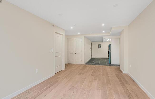 1 bed, 1 bath, $2,756, Unit 1C