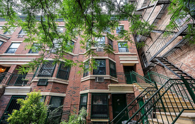56 E 119 ST