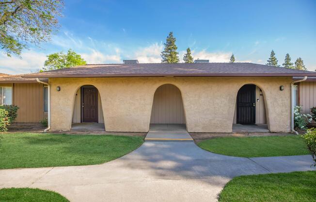 Sunny Gate Apartments - Apartment Living in Fresno, CA