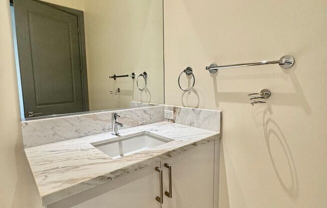 2 beds, 2 baths, 1,455 sqft, $4,000, Unit 1103