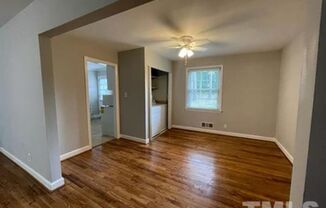 2 beds, 1 bath, $1,395