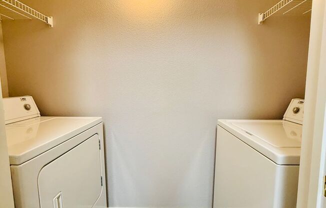 1 bed, 1 bath, $1,225, Unit # 1155