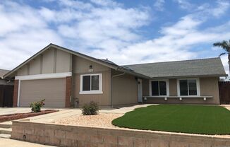 Well Maintained Single Story Home in Sunny East Ventura!!