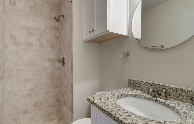 1106 Bradshaw - 3/bed 2/bath $1595/mo