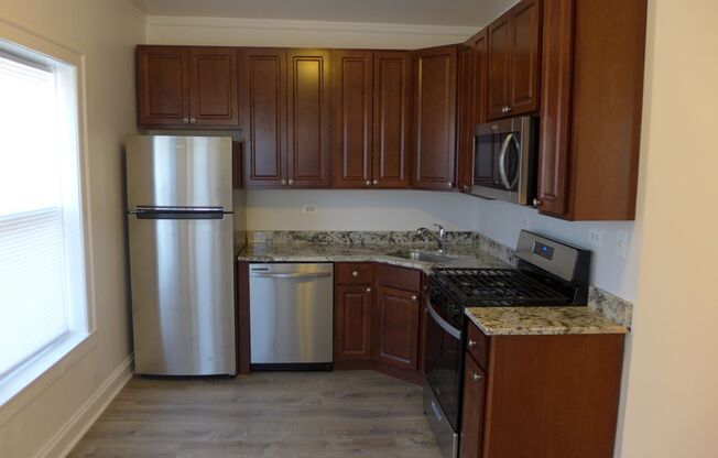 1 bed, 1 bath, 575 sqft, $1,475, Unit 204