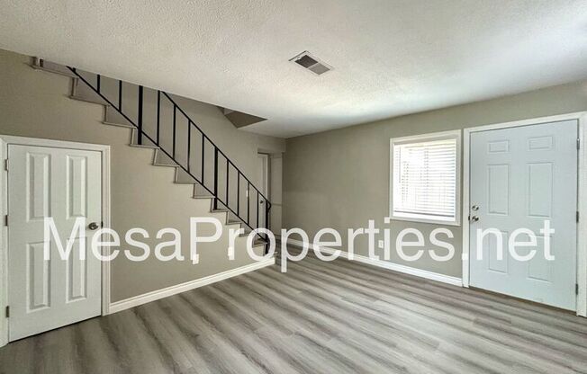 1749 E FAIRFIELD CT