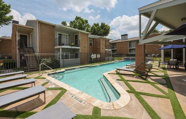 this is a photo of the pool area at deerwood apartments, Tyler, TX