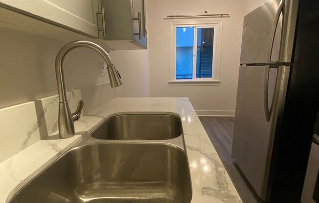 Studio, 1 bath, 500 sqft, $1,695, Unit 305