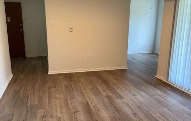 1 bed, 1 bath, 715 sqft, $1,600, Unit 00 - K- 2